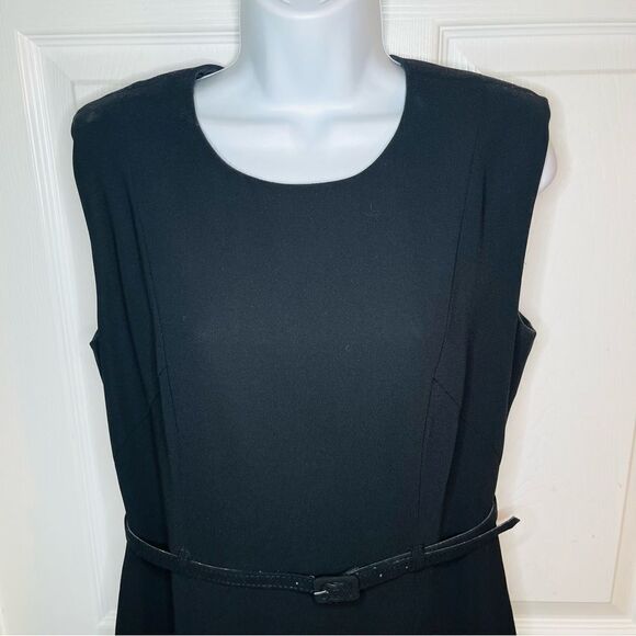 Peck & Peck LBD Sheath Mini Dress Sleeveless Design Crew Neck Belted Black 8 - Picture 3 of 11
